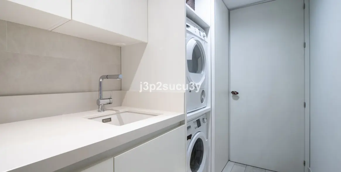 Продажа апартаментов на первом этаже в Guadalmina Baja 22