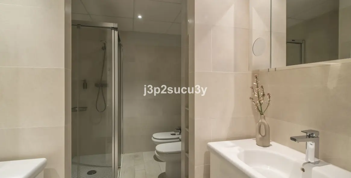 Продажа апартаментов на первом этаже в Guadalmina Baja 29