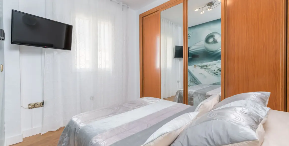 Sale of penthouse duplex in Málaga 27