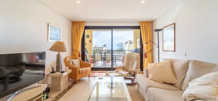 Продажа апартаментов на первом этаже в Los Arqueros 0