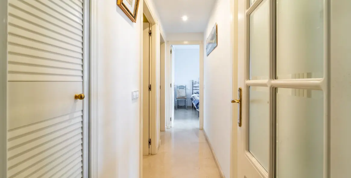 Продажа апартаментов на первом этаже в Los Arqueros 14