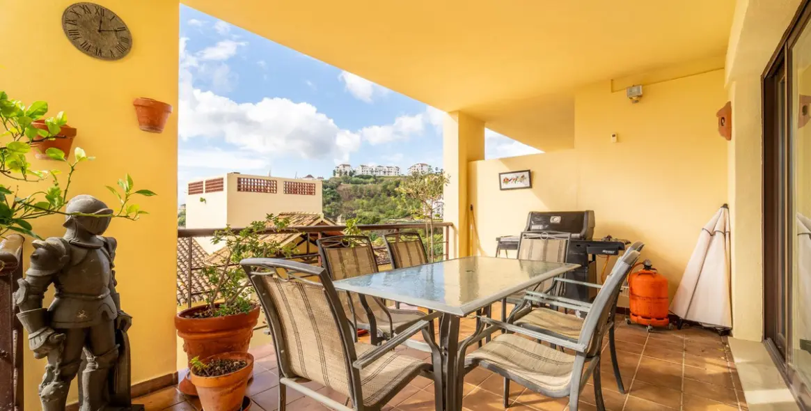 Venta de apartamento en planta baja en Los Arqueros 29