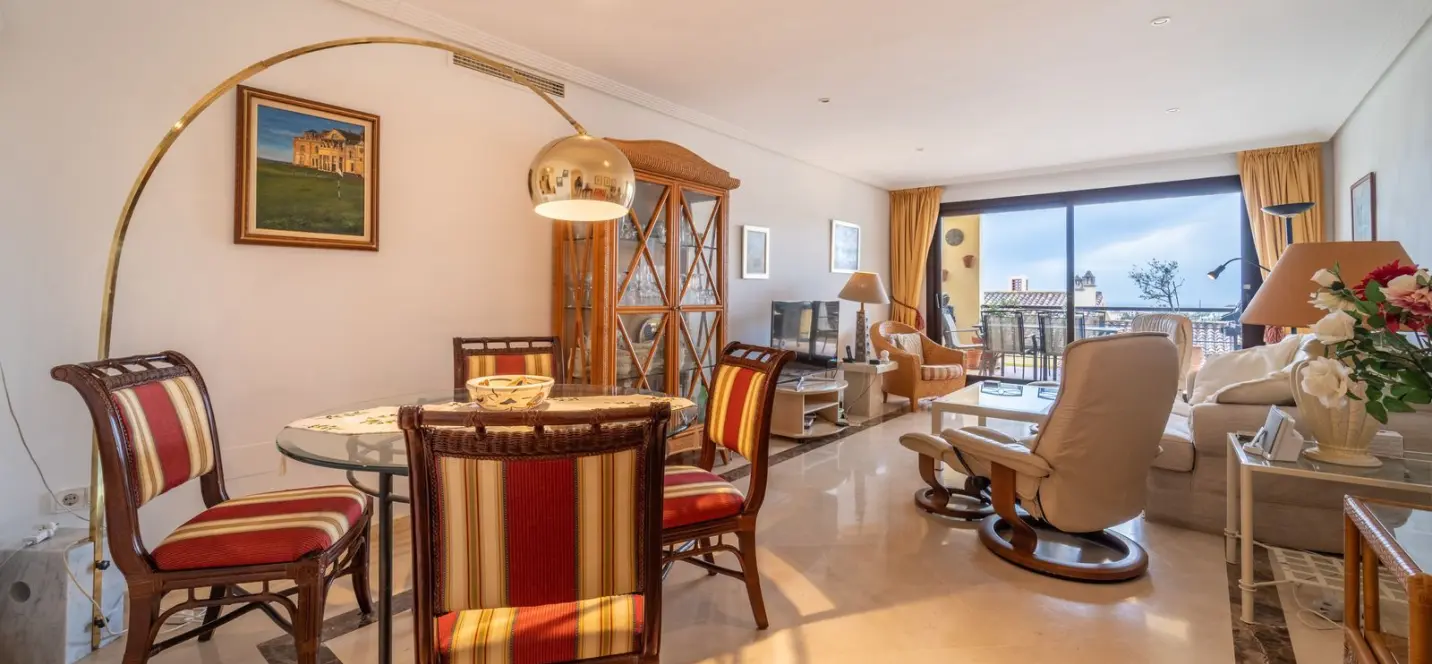 Sale of ground floor apartment in Los Arqueros 1