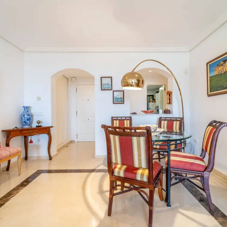 Sale of ground floor apartment in Los Arqueros
