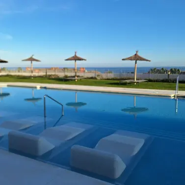 Продажа апартаментов на первом этаже в Doña Julia