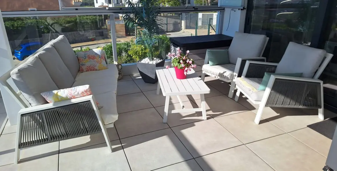 Продажа апартаментов на первом этаже в Doña Julia 2