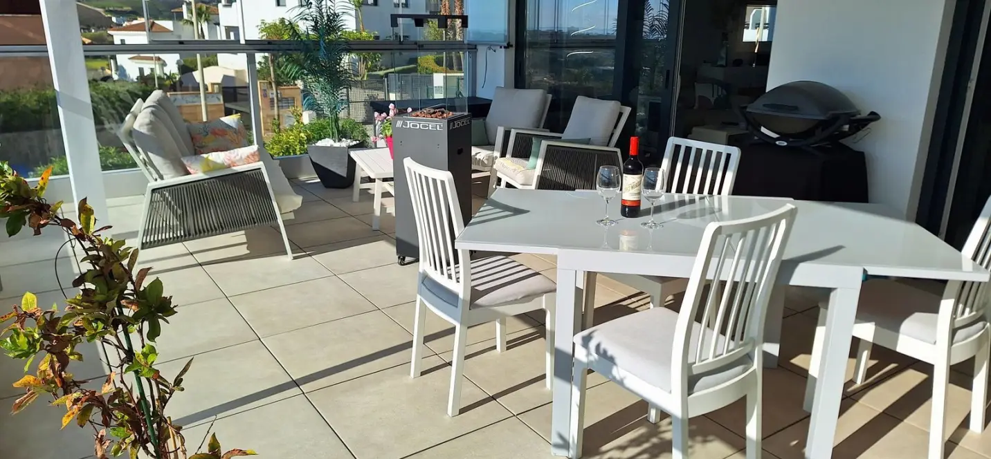Venta de apartamento en planta baja en Doña Julia 1