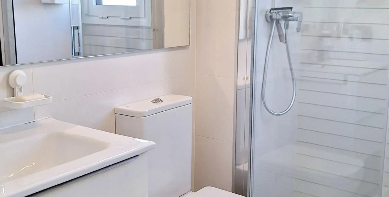 Venta de apartamento en planta baja en Doña Julia 20