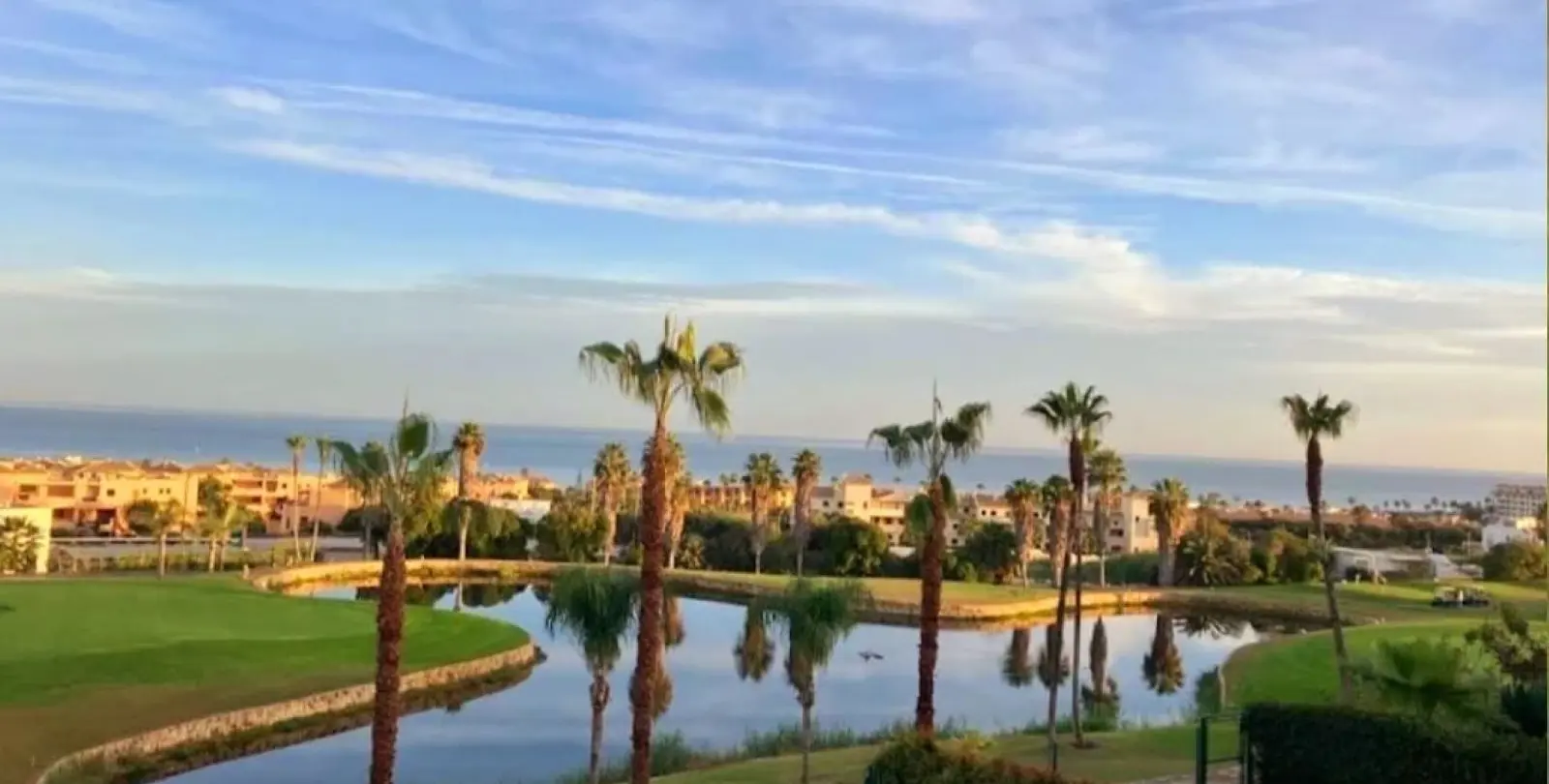 Venta de apartamento en planta baja en Casares Playa 36