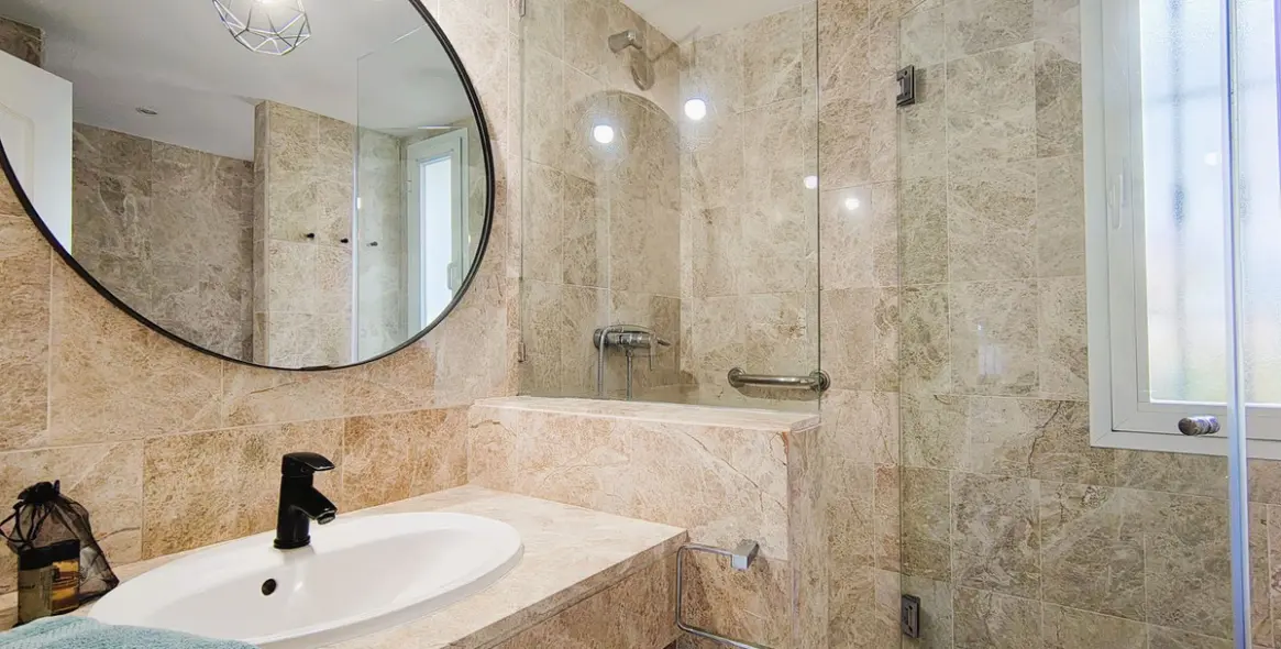 Продажа апартаментов на первом этаже в Nueva Andalucía 25