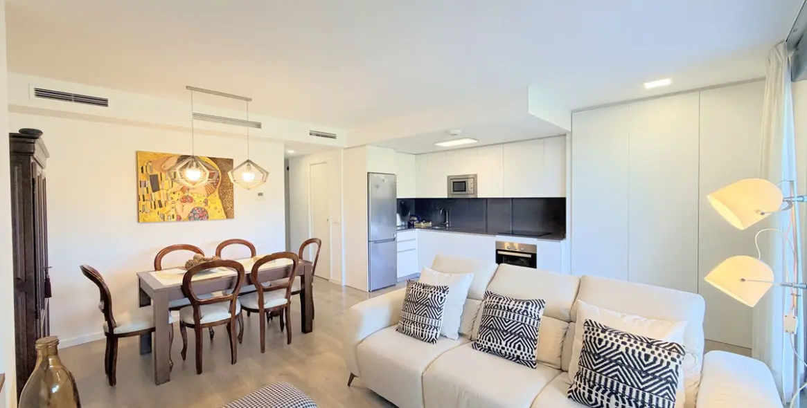 Sale of ground floor apartment in Estepona 4