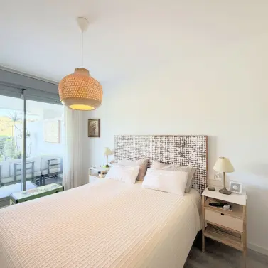 Sale of ground floor apartment in Estepona