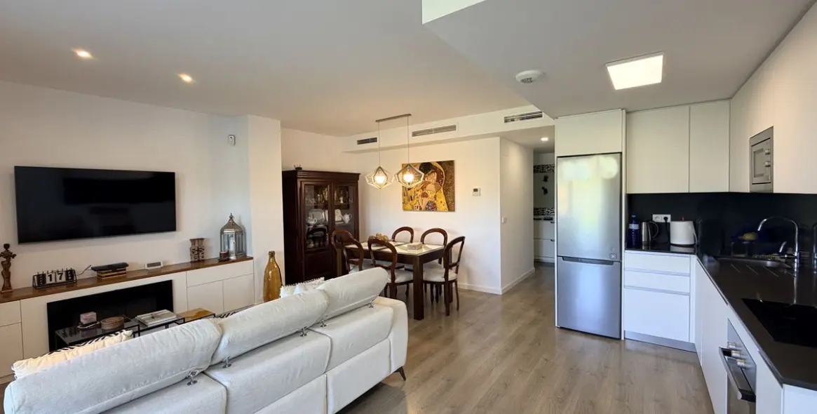 Sale of ground floor apartment in Estepona 15