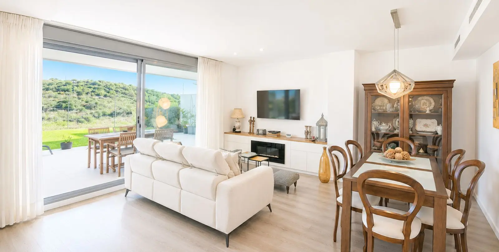 Sale of ground floor apartment in Estepona 4