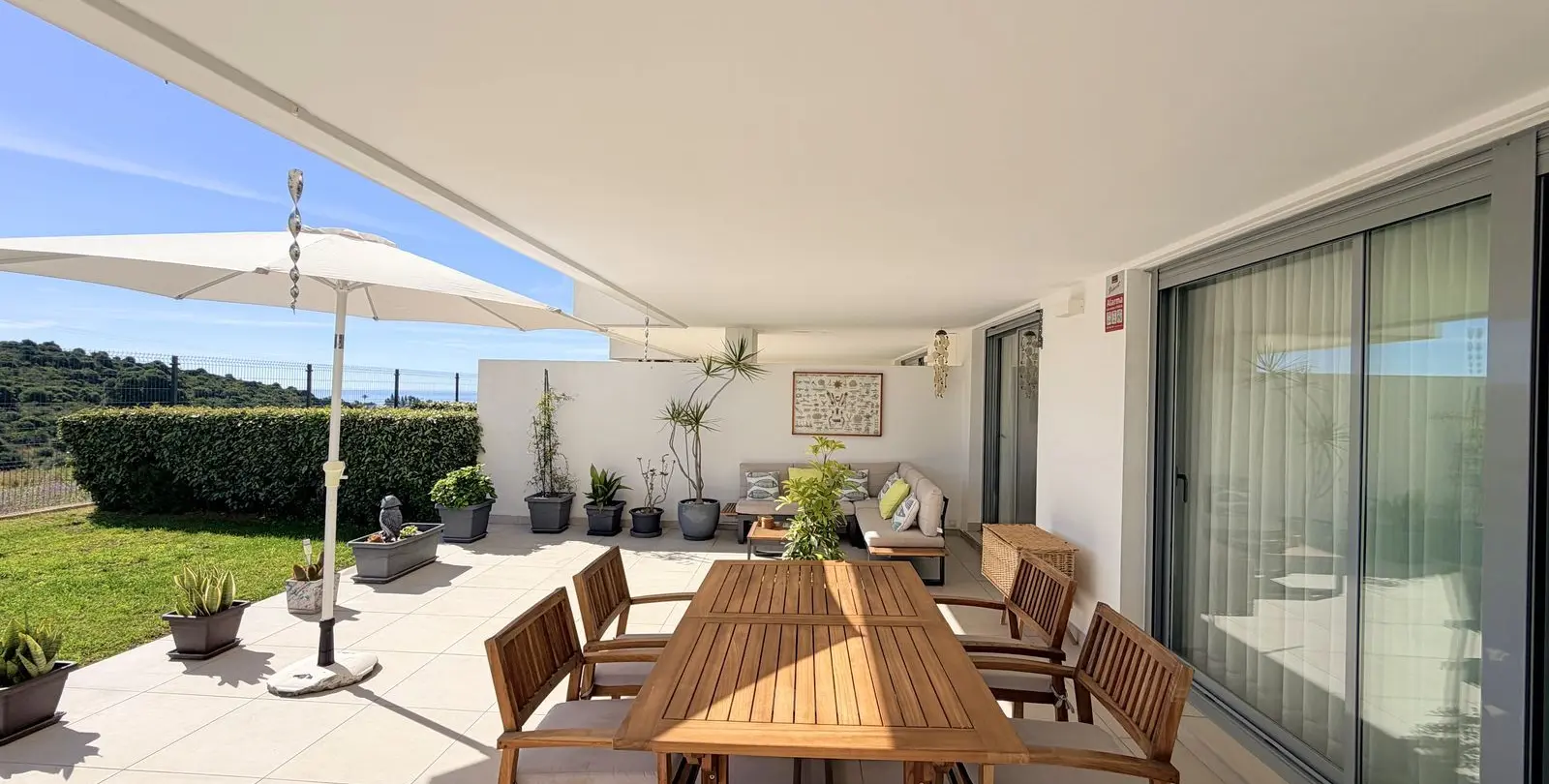 Sale of ground floor apartment in Estepona 37