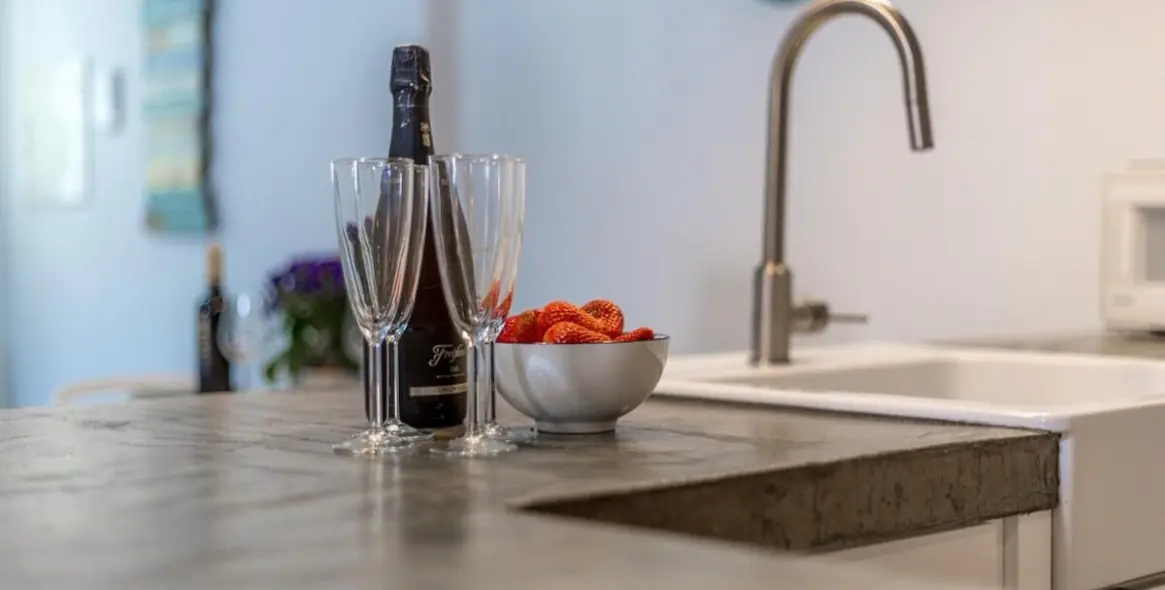 Sale of middle floor apartment in Nueva Andalucía 25