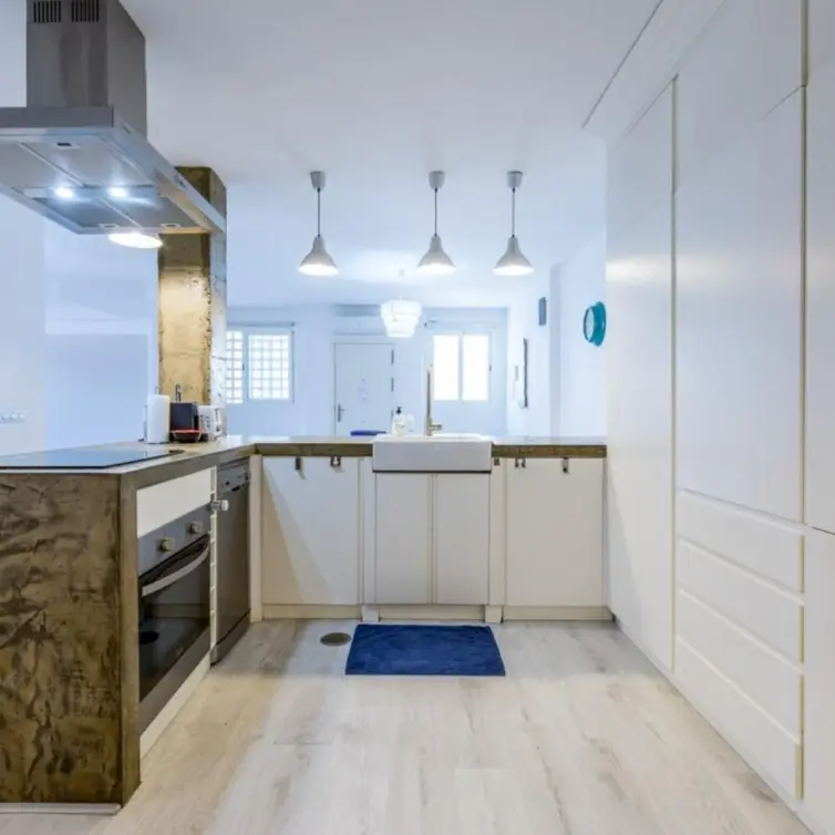 Venta de apartamento en planta media en Nueva Andalucía