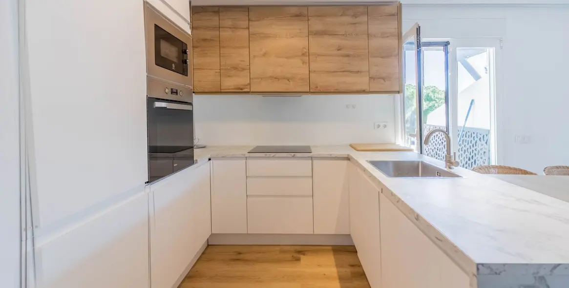 Sale of semi-detached house in Calahonda 2