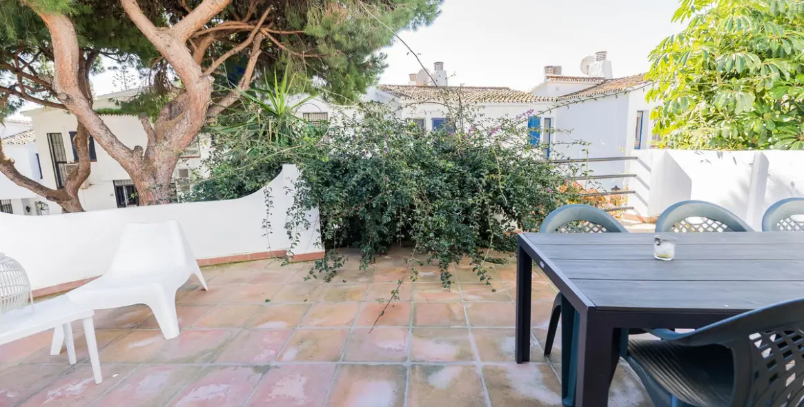 Venta de casa pareada en Calahonda 30