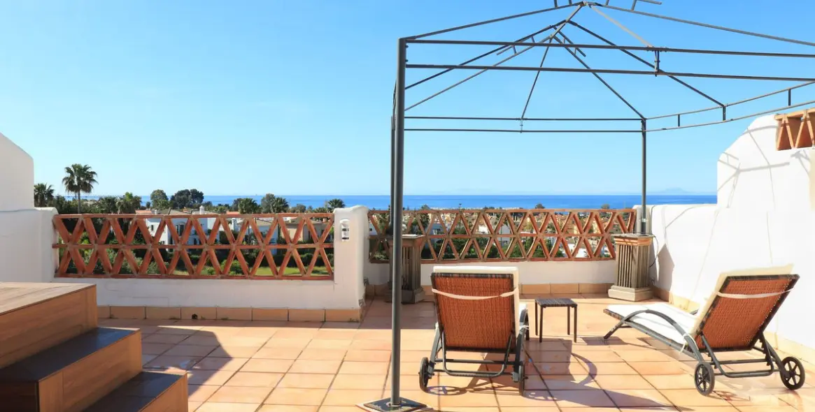 Продажа таунхауса в Estepona 7