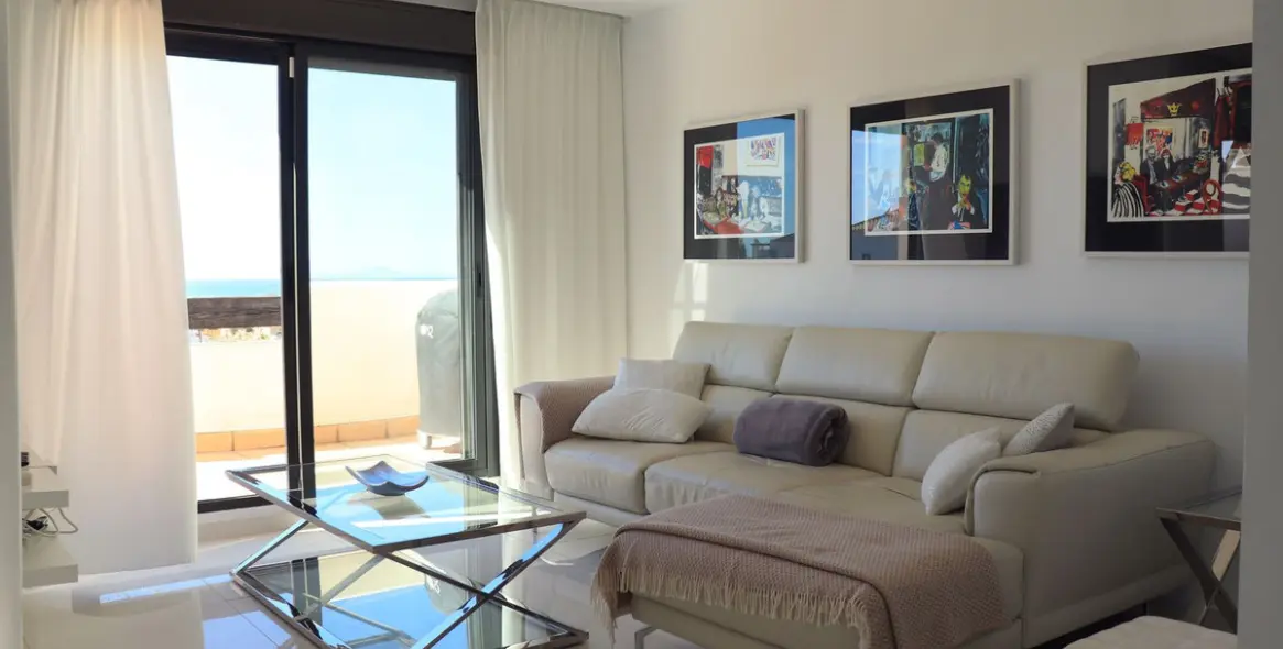 Продажа таунхауса в Estepona 12