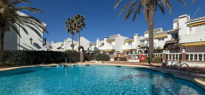 Продажа таунхауса в La Cala de Mijas 0