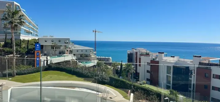 Продажа апартаментов на среднем этаже в Fuengirola 2