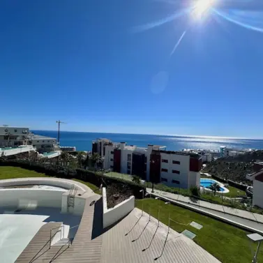 Продажа апартаментов на среднем этаже в Fuengirola