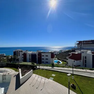 Продажа апартаментов на среднем этаже в Fuengirola