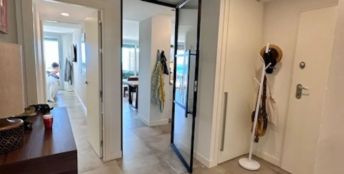 Sale of middle floor apartment in Fuengirola 31