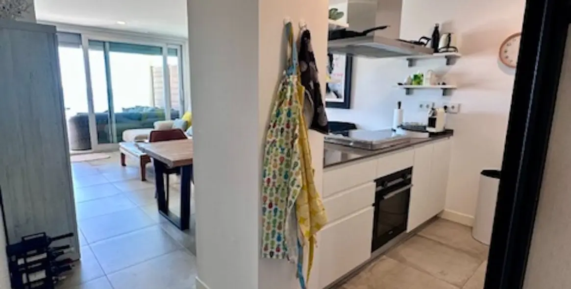 Sale of middle floor apartment in Fuengirola 34