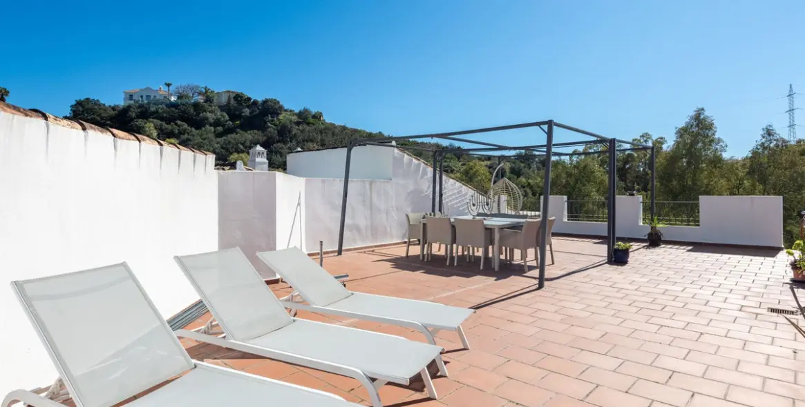 Sale of penthouse in Los Arqueros 2