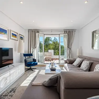 Sale of penthouse in Los Arqueros