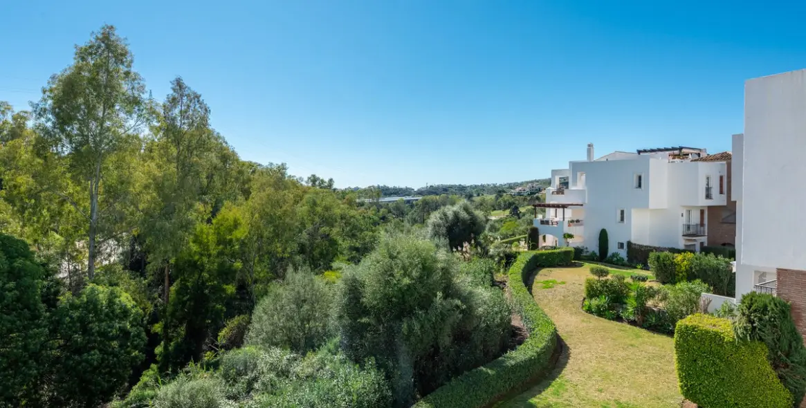 Sale of penthouse in Los Arqueros 13