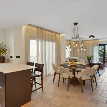 Продажа  отдельно стоящей виллы в Calahonda