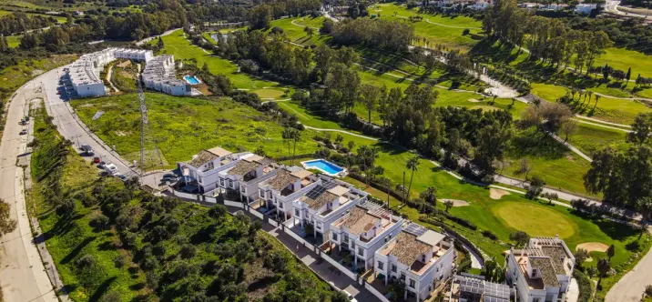 Продажа таунхауса в Estepona 0