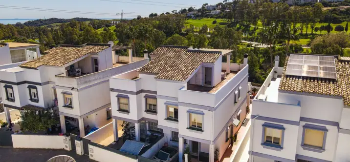 Продажа таунхауса в Estepona 1