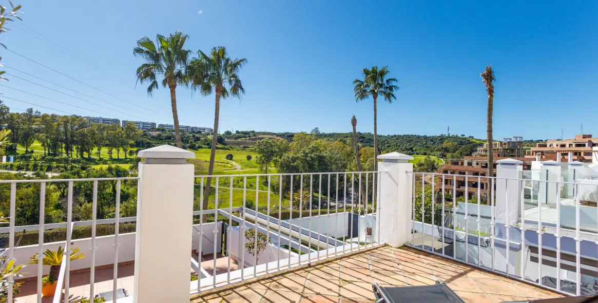 Продажа таунхауса в Estepona 7