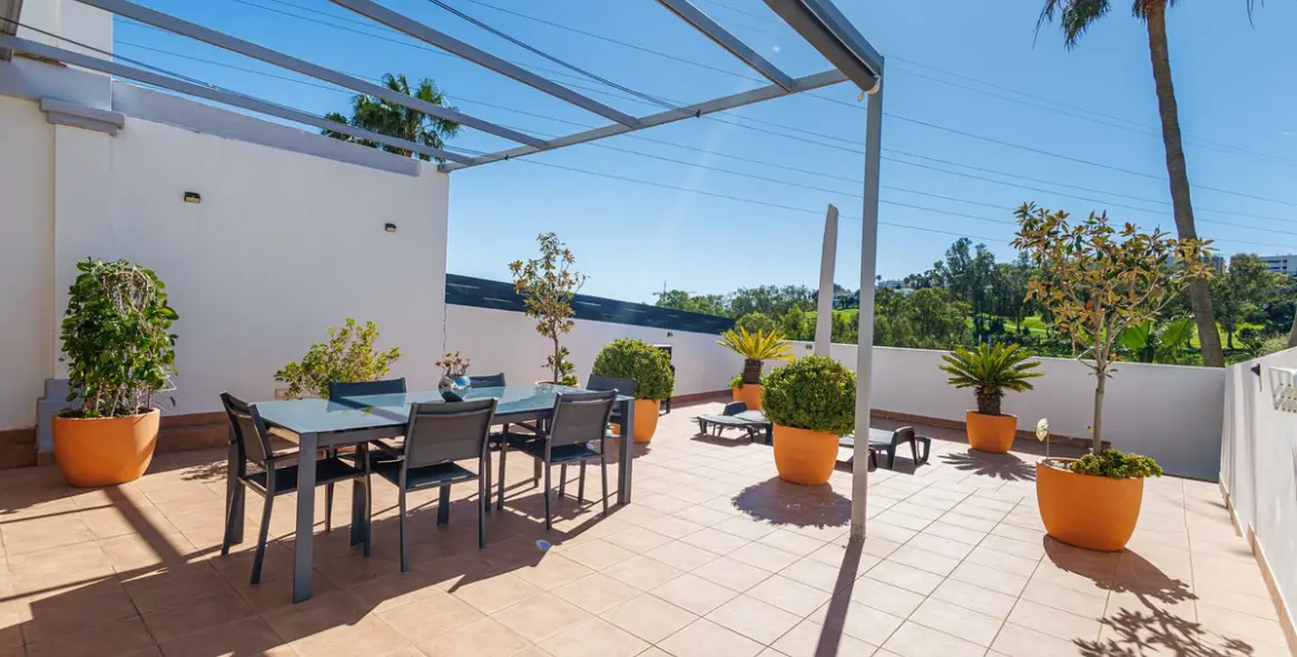 Продажа таунхауса в Estepona 13