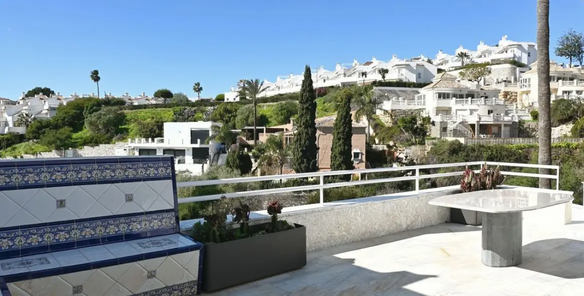 Sale of semi-detached house in Calahonda 7