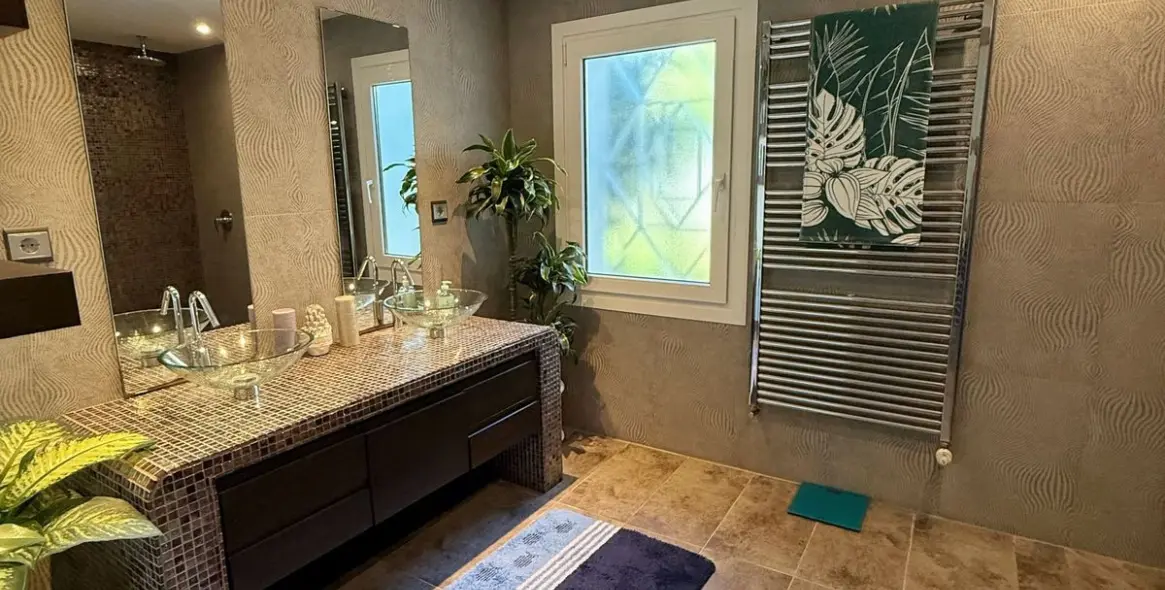 Sale of semi-detached house in Calahonda 22