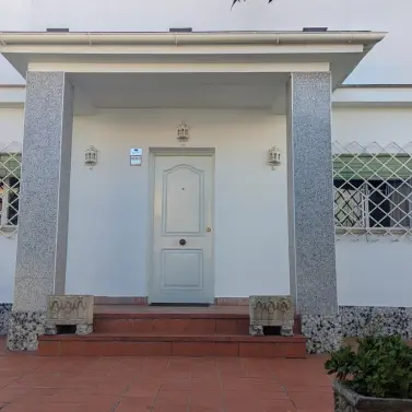 Продажа  отдельно стоящей виллы в Alhaurín de la Torre