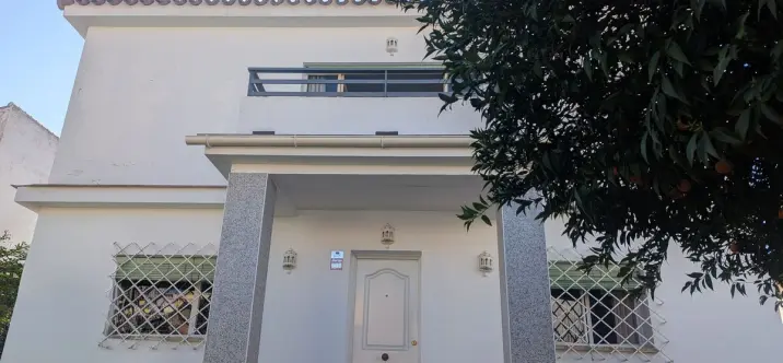 Продажа  отдельно стоящей виллы в Alhaurín de la Torre 1