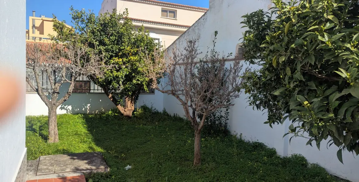 Продажа  отдельно стоящей виллы в Alhaurín de la Torre 12