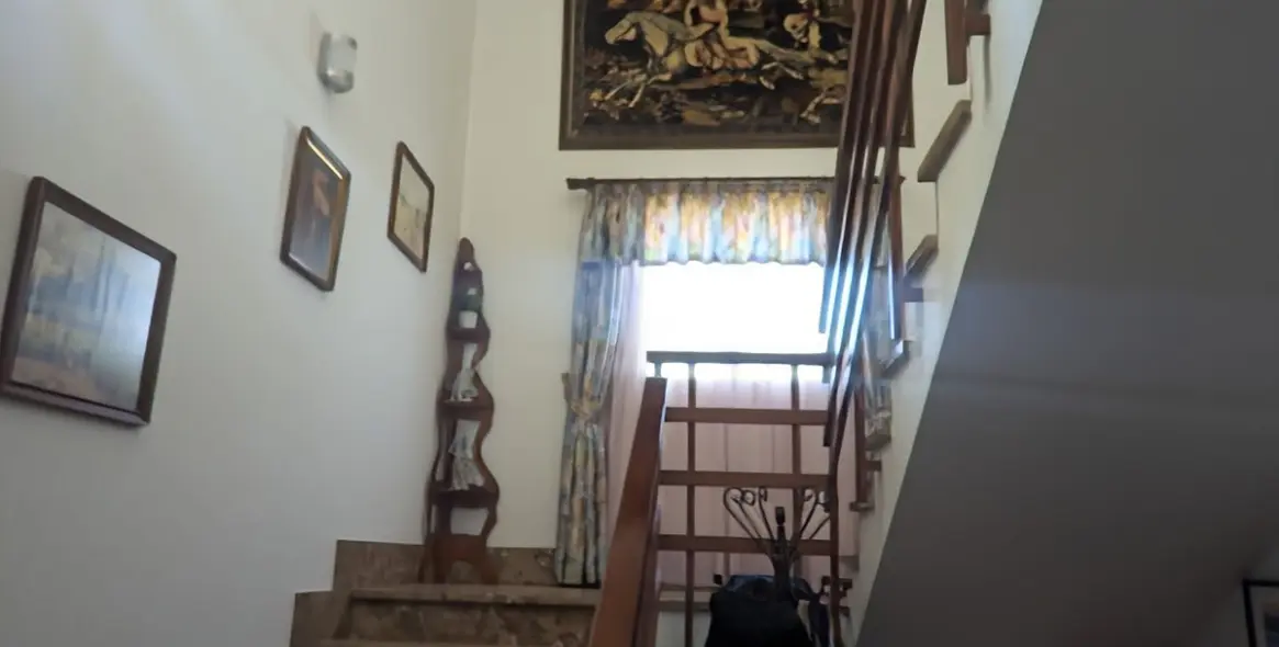 Продажа  отдельно стоящей виллы в Alhaurín de la Torre 37