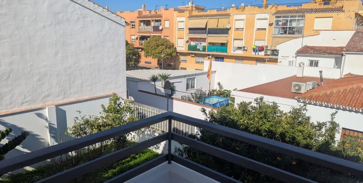 Продажа  отдельно стоящей виллы в Alhaurín de la Torre 60