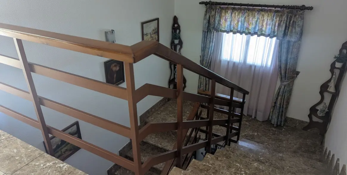 Продажа  отдельно стоящей виллы в Alhaurín de la Torre 66