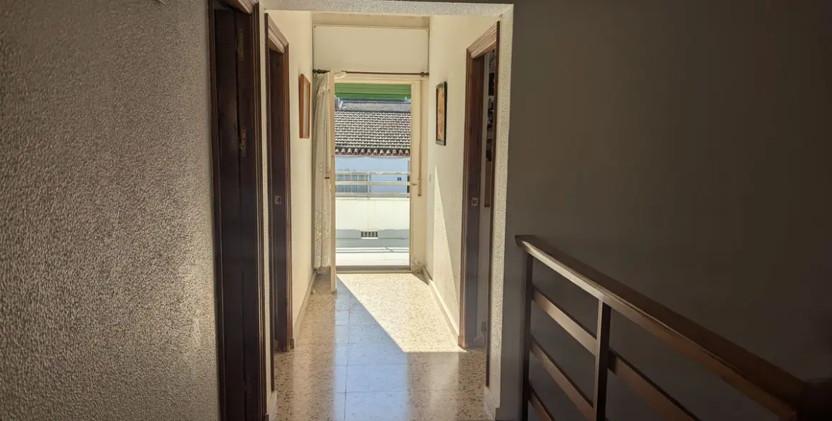 Продажа  отдельно стоящей виллы в Alhaurín de la Torre 67