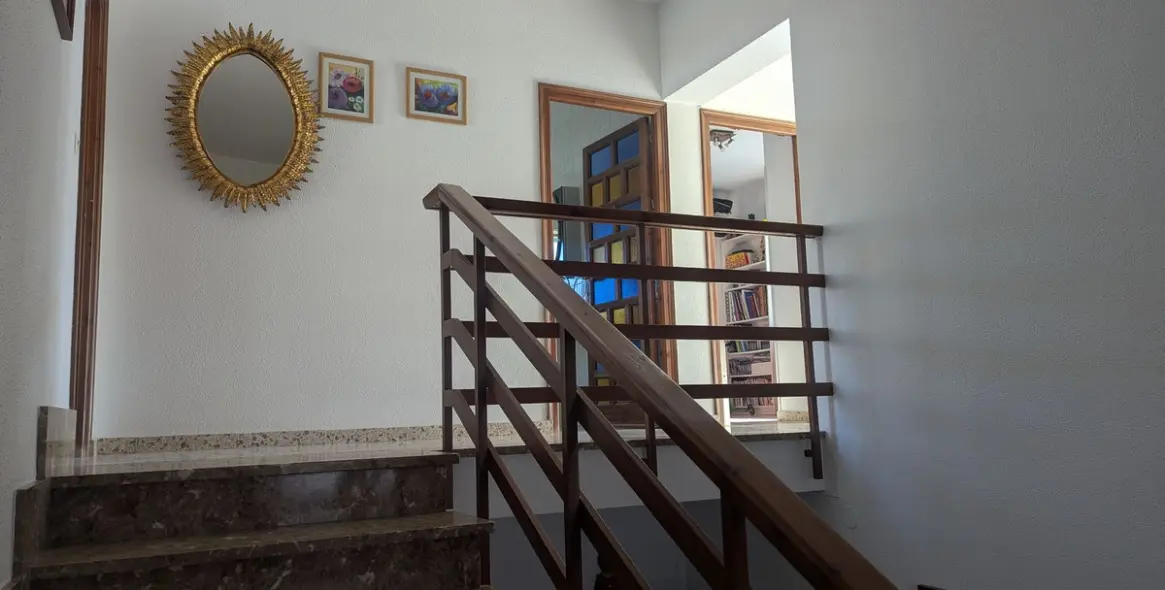 Продажа  отдельно стоящей виллы в Alhaurín de la Torre 71