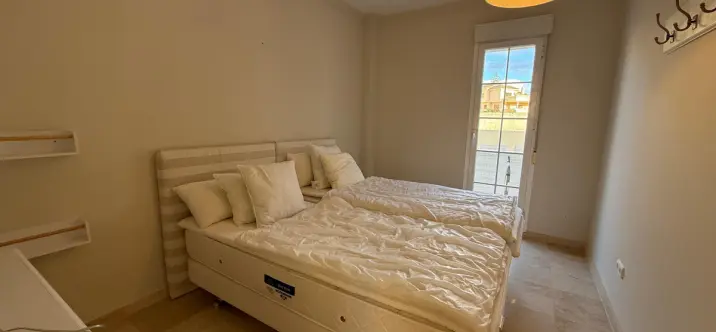 Venta de ático dúplex en Nueva Andalucía 2